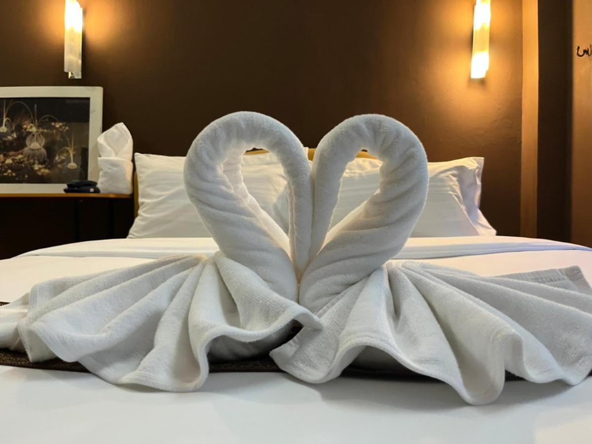 Cozy Rooms Asoke バンコク都 エクステリア 写真