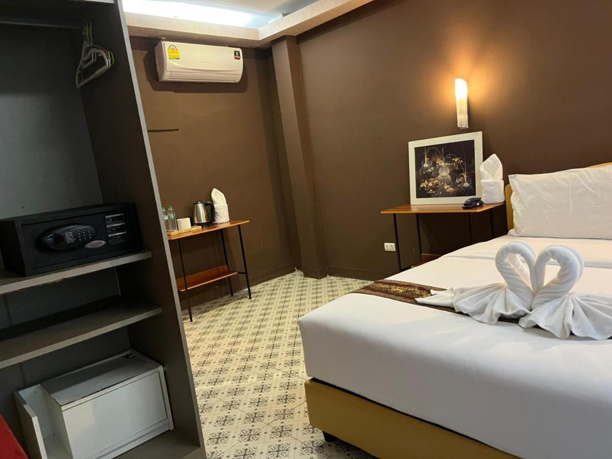 Cozy Rooms Asoke バンコク都 エクステリア 写真