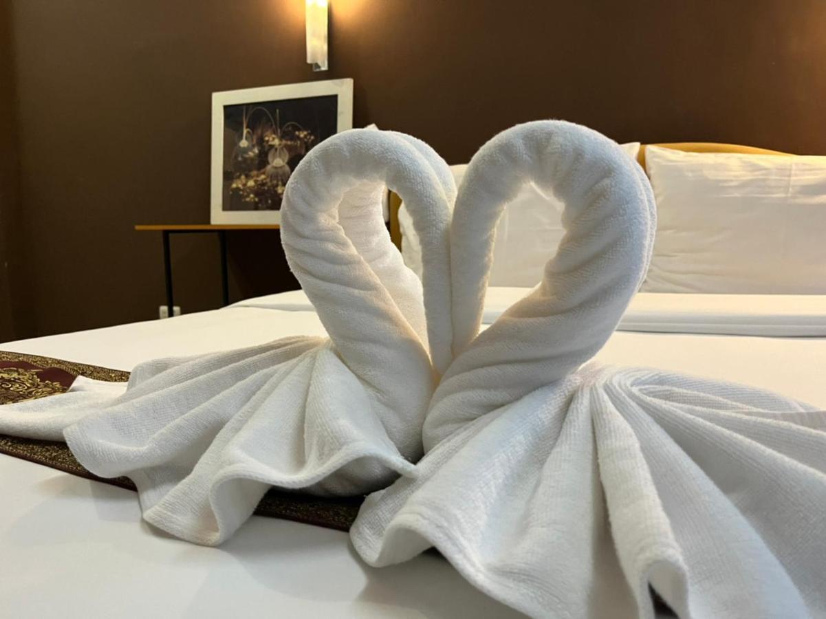 Cozy Rooms Asoke バンコク都 エクステリア 写真