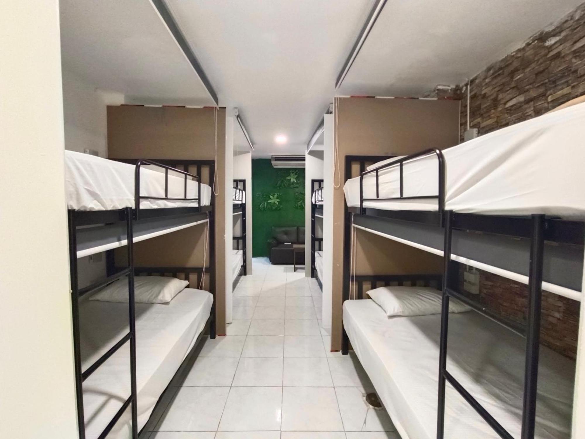 Cozy Rooms Asoke バンコク都 エクステリア 写真